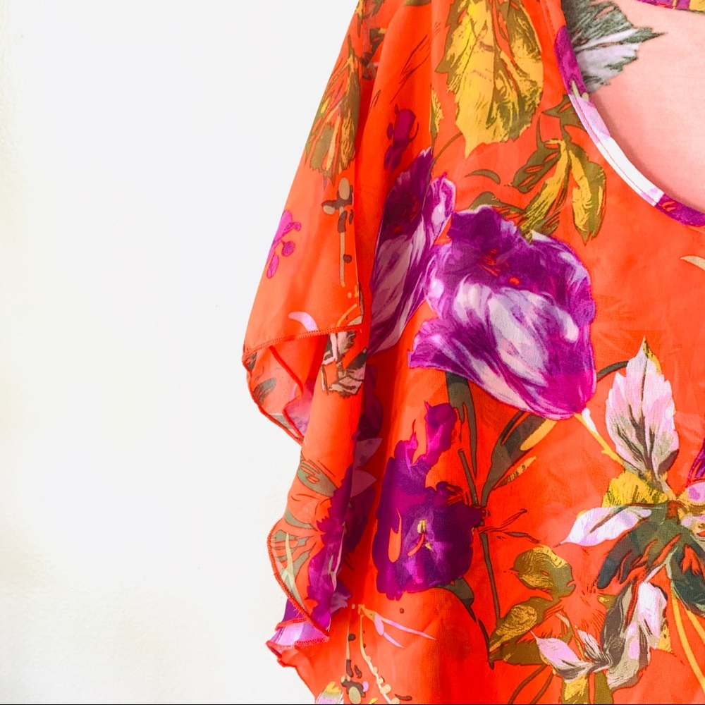 Floral Top - Picture 6 of 8